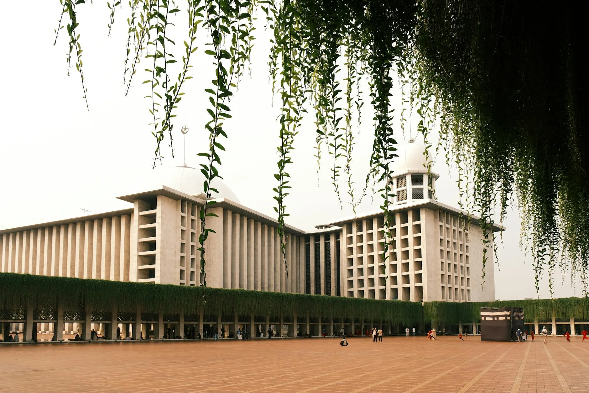 Photo by Ari Setiawan on Pexels | Cuci Springbed Kelapa Gading illustration